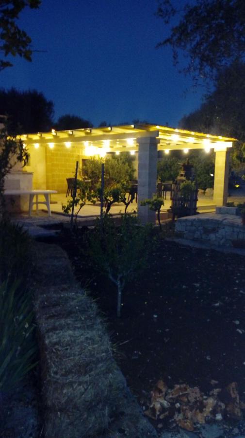 Agriturismo Grotta Di Figazzano Чистернино Экстерьер фото